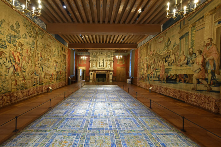 03 Grande salle du Roi du château d'Ecouen (c) Musée national de la Renaissance / C. Schryve